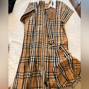 Burberry Checkered Beige and Black Dress girls